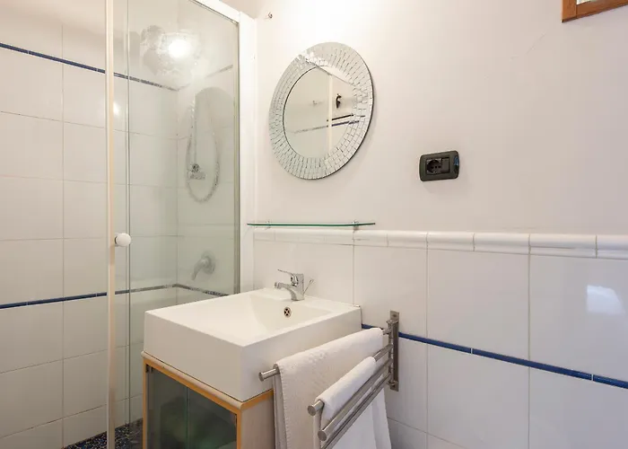 Bright Panoramic Fori Imperiali 公寓 *